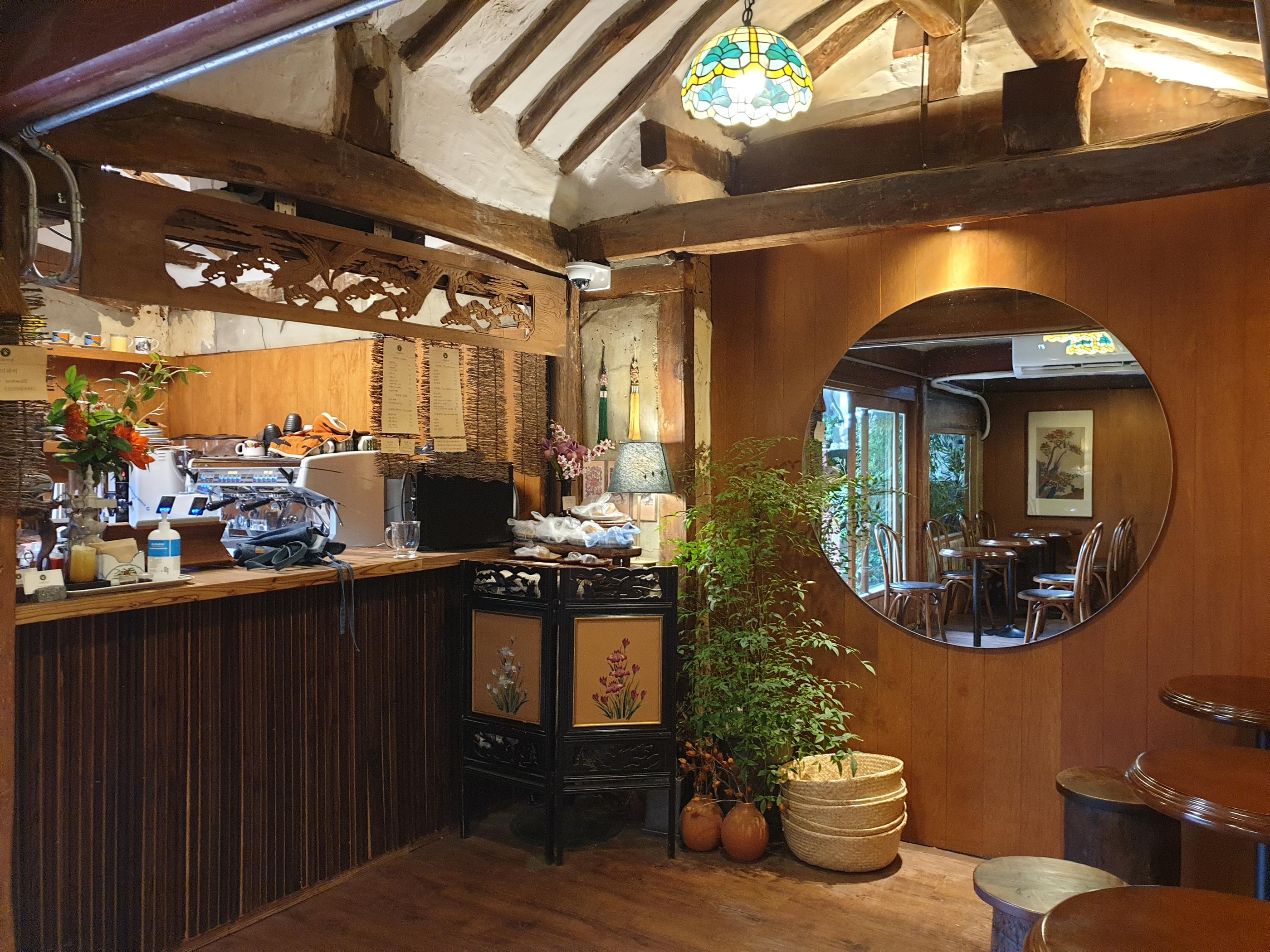 恵化、恵化駅、ヘファ、ヘファ駅、ソウル大、ソウル大学、ソウル大学医学部、韓国カフェ、韓国イタリアン、韓国パスタ、韓屋カフェ、パスタ、韓国、カフェ、大学路、テハンロ、テハンノ、マッチブ、演劇、韓国演劇、シカゴピザ、韓国シカゴピザ、韓国ピザ、韓国チーズ、パネパスタ、ソファコーヒー、リアルシカゴピザ