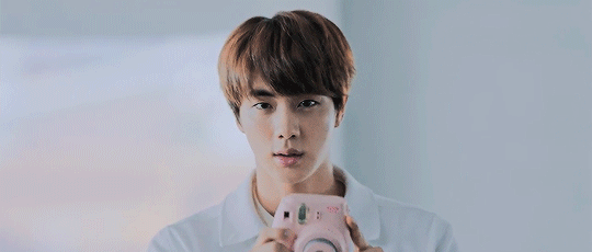 ถ่ายรูปแนวแฟนหนุ่ม: ถ่ายรูปเพื่อนผู้ชายยังไงให้ดูเหมือนเป็นแฟน?