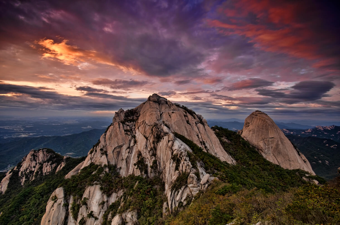 Your Complete Guide To Mountains Hiking in Korea, HIKING IN KOREA | Creatrip Locals