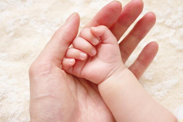 オンマソン、お母さんの手は薬の手、韓国のことわざ