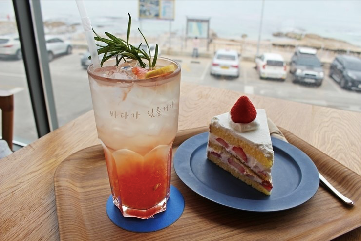 ซกโชที่ไม่ได้มีแค่ซอรัคซาน...เมืองท่องเที่ยวในคังวอนโด บรรยากาศดี ๆ มีทั้งทะเลและภูเขาครบเซต!