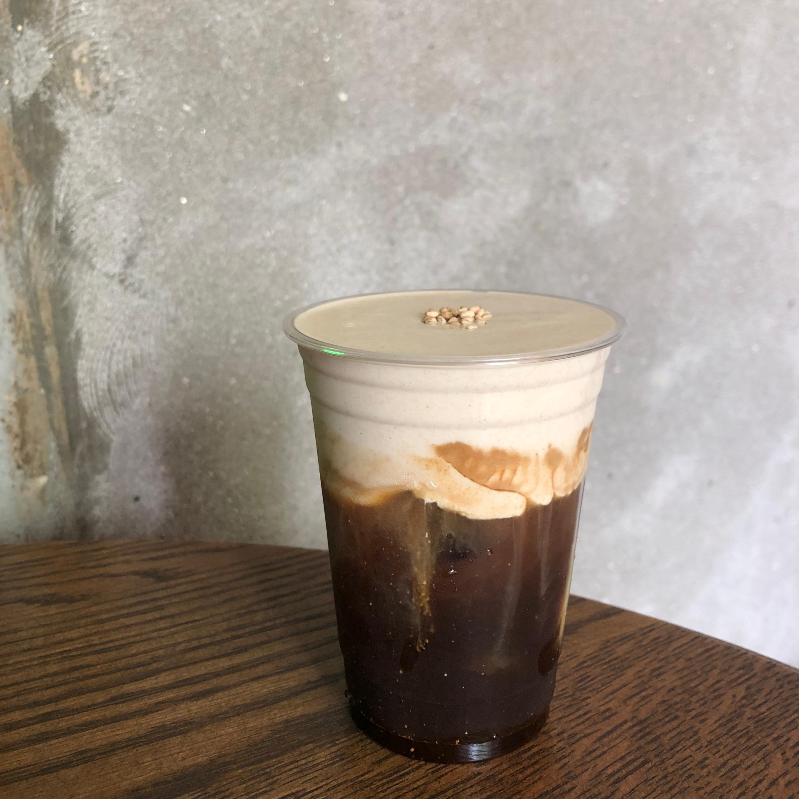 ヨンナム洞 カフェ｜ヨンナムバンアッカン、カフェ、ソウルカフェ、ヨンナム洞カフェ、静かなカフェ、景色の良いカフェ、ホンデ入口駅カフェ、ホンデカフェ、ヨンナム洞名所、延南洞カフェ、延南洞