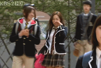 ทุกคนย่อมมีความลับและสำหรับวัยรุ่นเกาหลีก็มีความลับและเรื่องที่ไม่สามารถพูดคุยกับพ่อแม่ได้เหมือนกัน ทั้งเรื่องที่ไม่อยากไปโรงเรียนหรือแม้แต่มีความรู้สึกต่อเพศเดียวกัน!