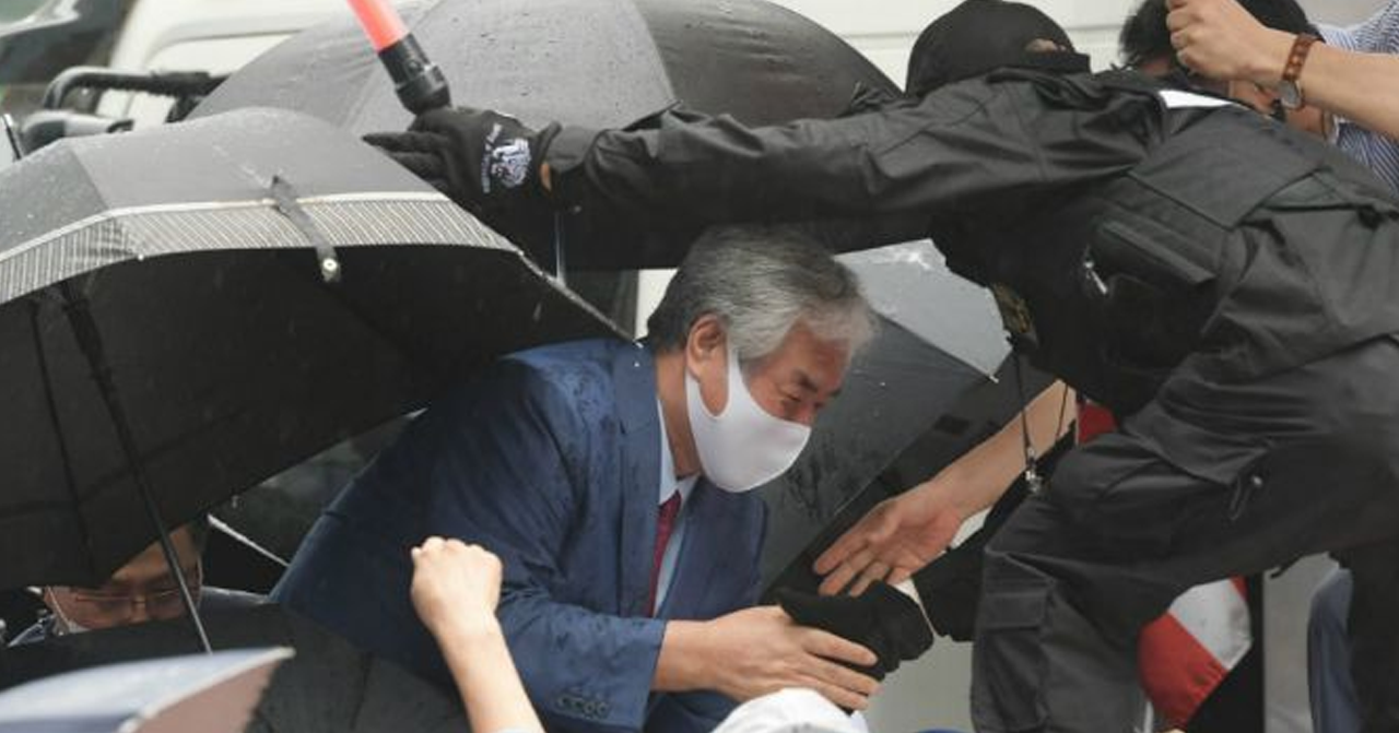 生病症狀圖示，新冠肺炎流感風險提示