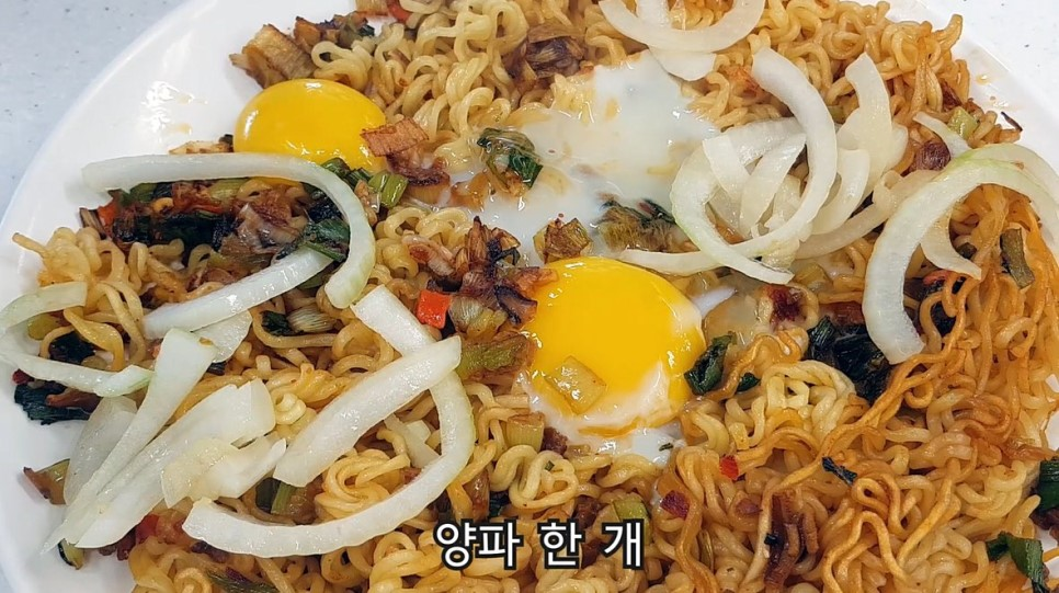 Why Are Our Idols Cooking Up In Their Kitchens? Recreate These Recipes At Home! Delicious Recipes Taught By K-Pop Idols