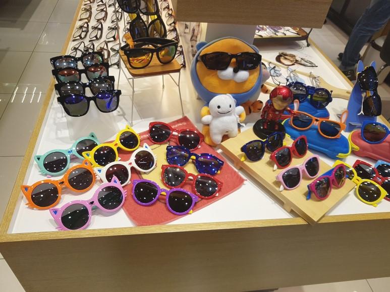 韓国の日焼け止め、韓国日焼け対策、韓国サングラス、韓国ファッション