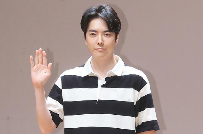 パク·テジュン、コロナ19確診｢外出ほとんどしなかったのに…｣