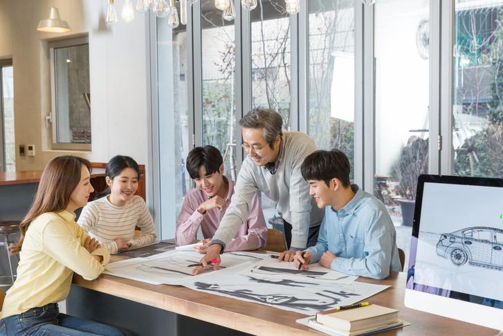 มาดูเงินเดือนของ 10 อาชีพในเกาหลีที่ทำเงินได้สูงสุดกันค่ะ (เผื่อจะได้เลือกงานที่โดนใจกัน)