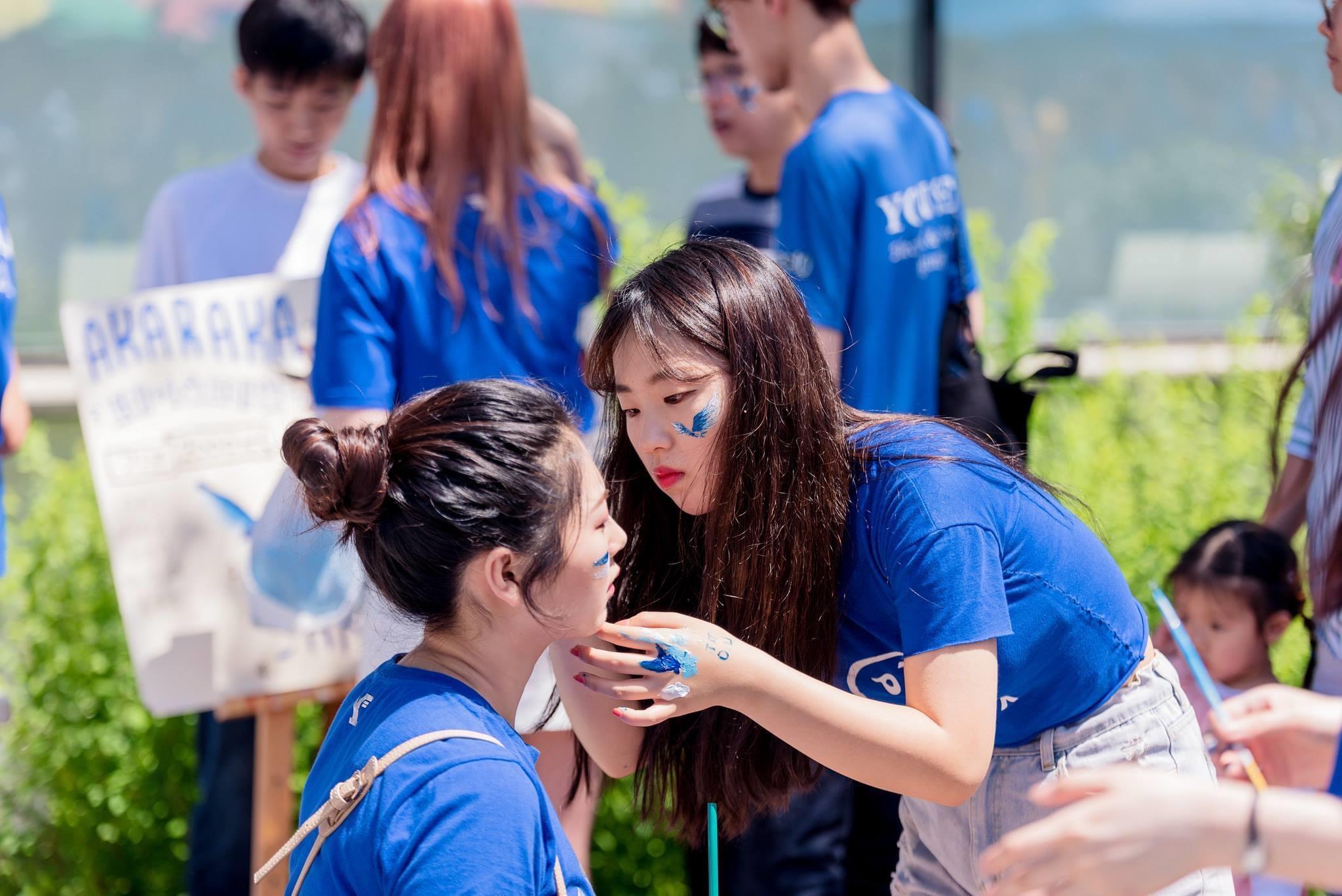 ดูคอนเสิร์ตไอดอลดัง ๆ แบบฟรี ๆ! งานที่ไอดอลใฝ่ฝันอยากมาแสดงคอนเสิร์ตสักครั้ง...ทั้ง IU BLACKPINK Twice ก็มางานนี้!