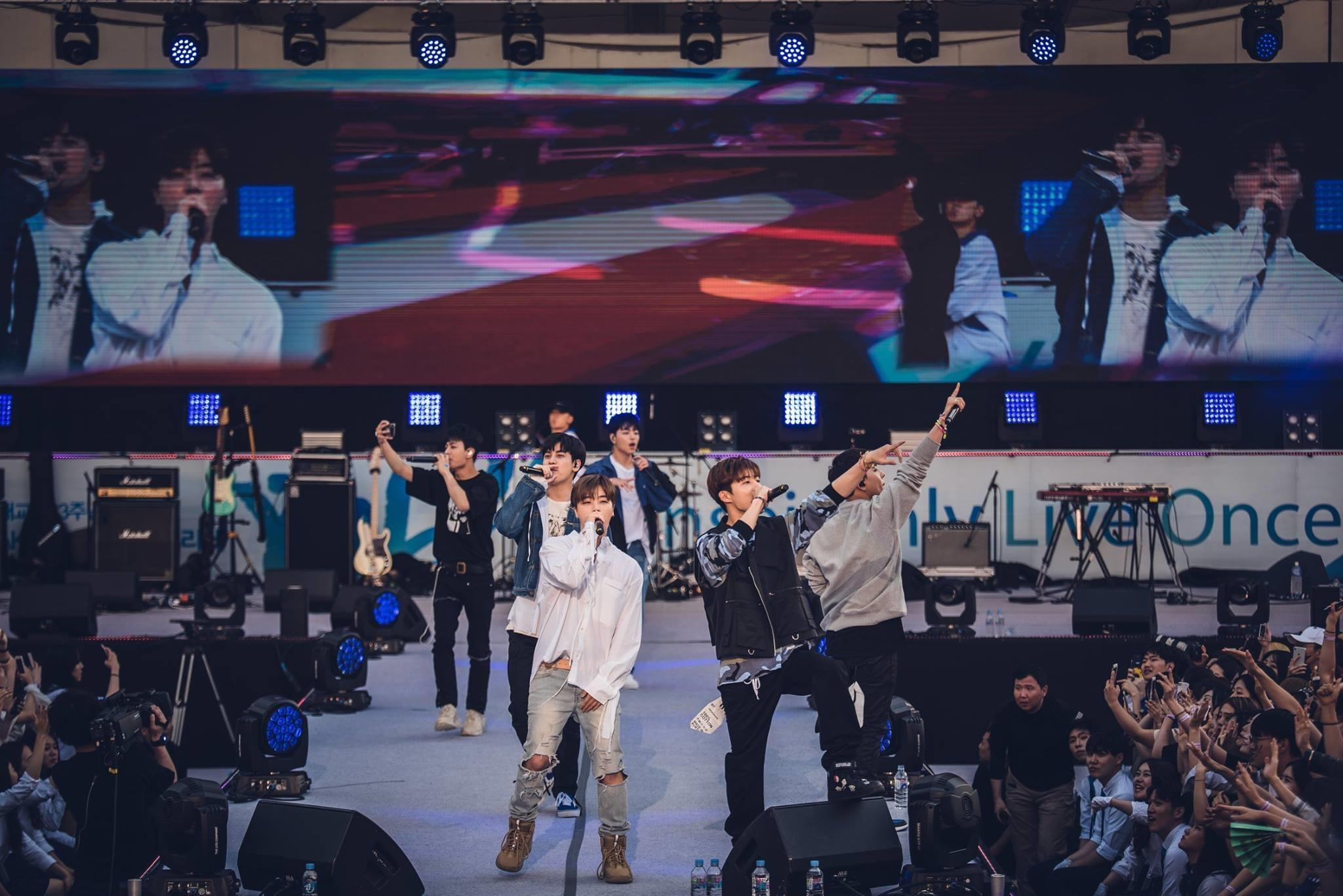 ดูคอนเสิร์ตไอดอลดัง ๆ แบบฟรี ๆ! งานที่ไอดอลใฝ่ฝันอยากมาแสดงคอนเสิร์ตสักครั้ง...ทั้ง IU BLACKPINK Twice ก็มางานนี้!