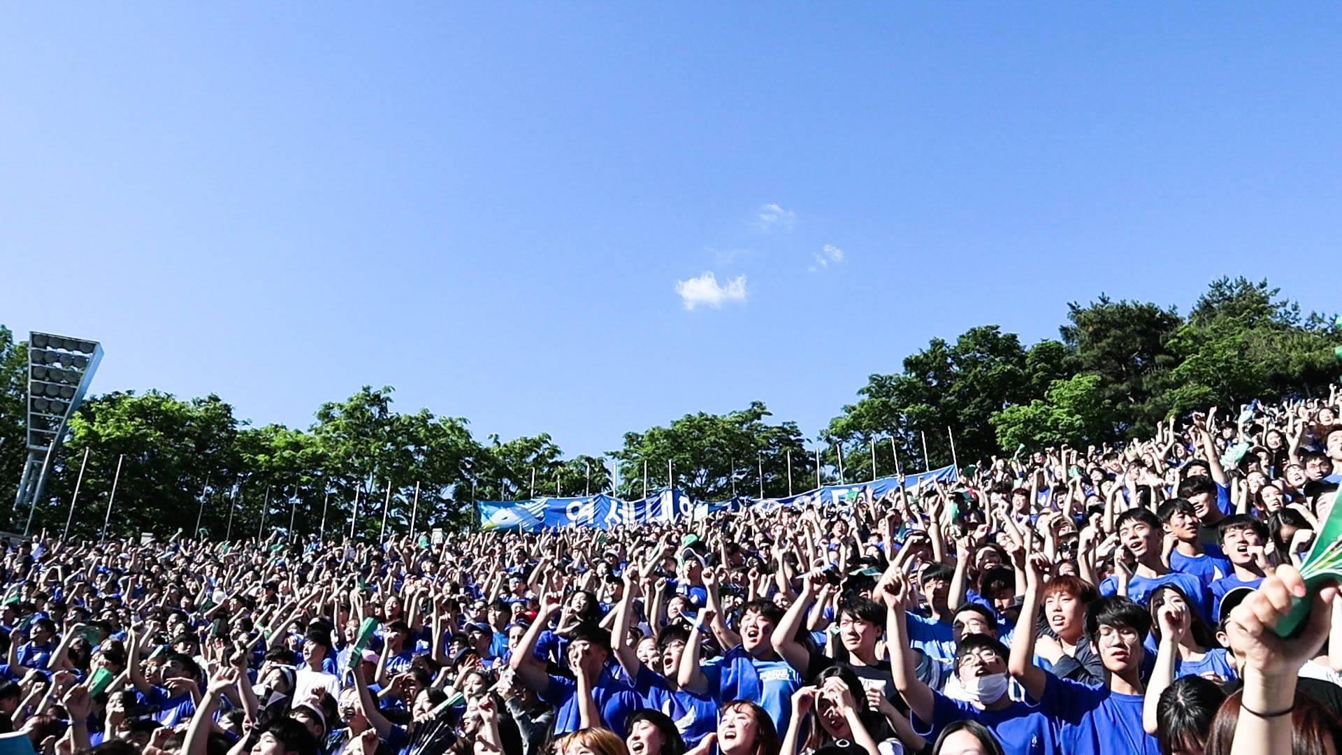 ดูคอนเสิร์ตไอดอลดัง ๆ แบบฟรี ๆ! งานที่ไอดอลใฝ่ฝันอยากมาแสดงคอนเสิร์ตสักครั้ง...ทั้ง IU BLACKPINK Twice ก็มางานนี้!