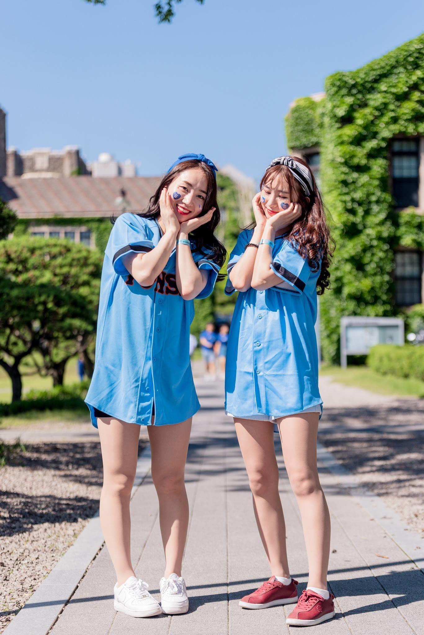 ดูคอนเสิร์ตไอดอลดัง ๆ แบบฟรี ๆ! งานที่ไอดอลใฝ่ฝันอยากมาแสดงคอนเสิร์ตสักครั้ง...ทั้ง IU BLACKPINK Twice ก็มางานนี้!