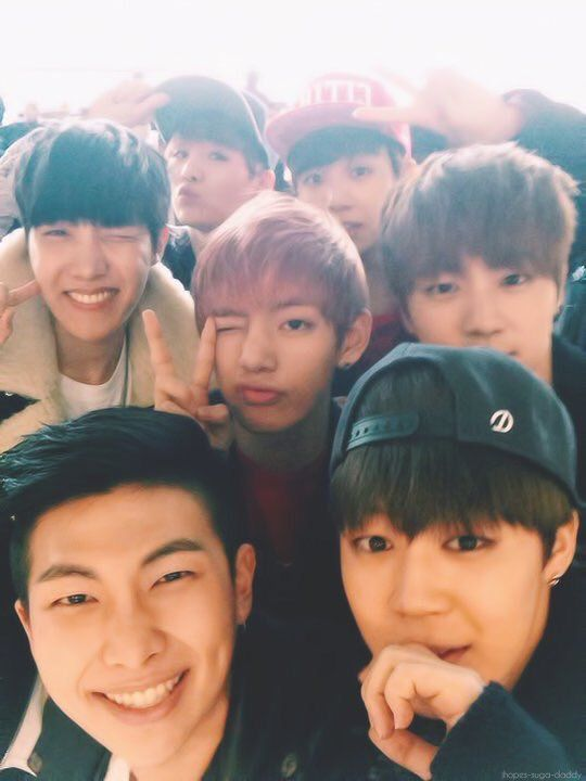 ความลับของ Blue Sky ซีรีส์ที่สร้างจากเรื่องราวชีวิตจริงของสมาชิกวง BTS รายละเอียดถูกปิดเป็นความลับอย่างสุดๆ