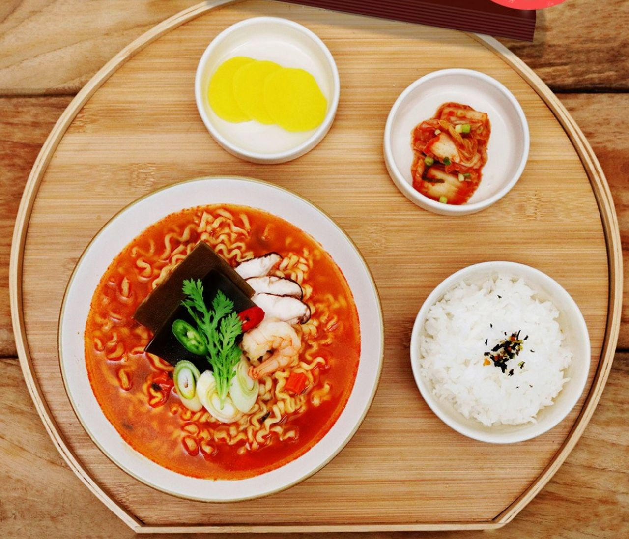 ไม่ต้องกินชินรามยอนกันอีกต่อไปแล้ว! รวมรามยอนเกาหลีออกใหม่ปี 2025 ที่ทุกคนต้องลอง!