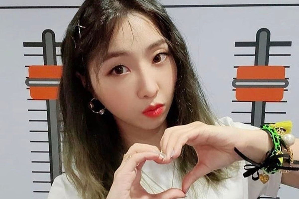 Minzy展現強勁舞蹈實力，原來她在大學時期主修神學，夢想成為牧師，小編覺得這與她舞台上的風格形成有趣反差。