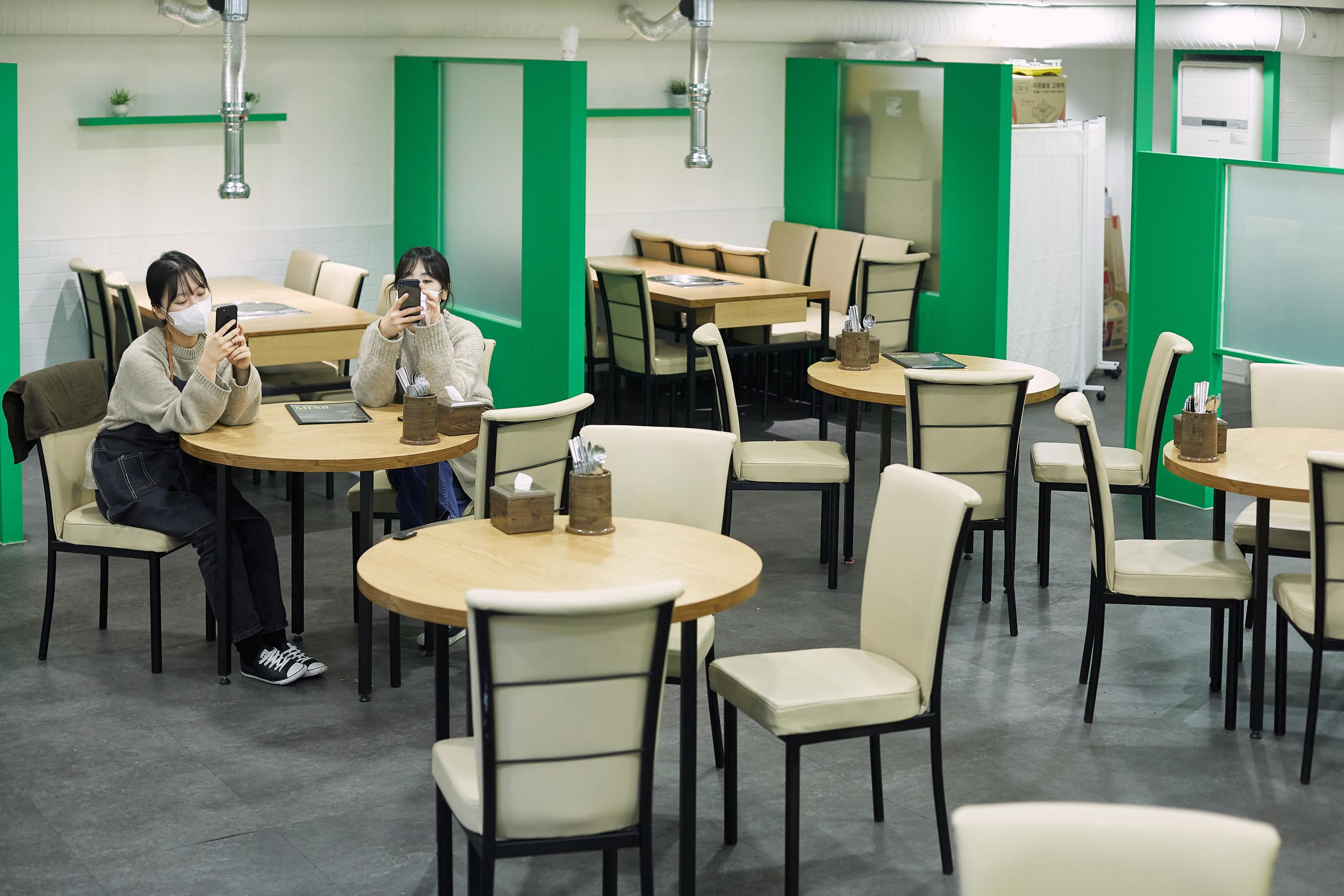 โซล ประกาศ รัดตึงมาตรการป้องกันโควิท 19 เป็นเวลา 8  วัน เริ่มวันอาทิตย์นี้! 