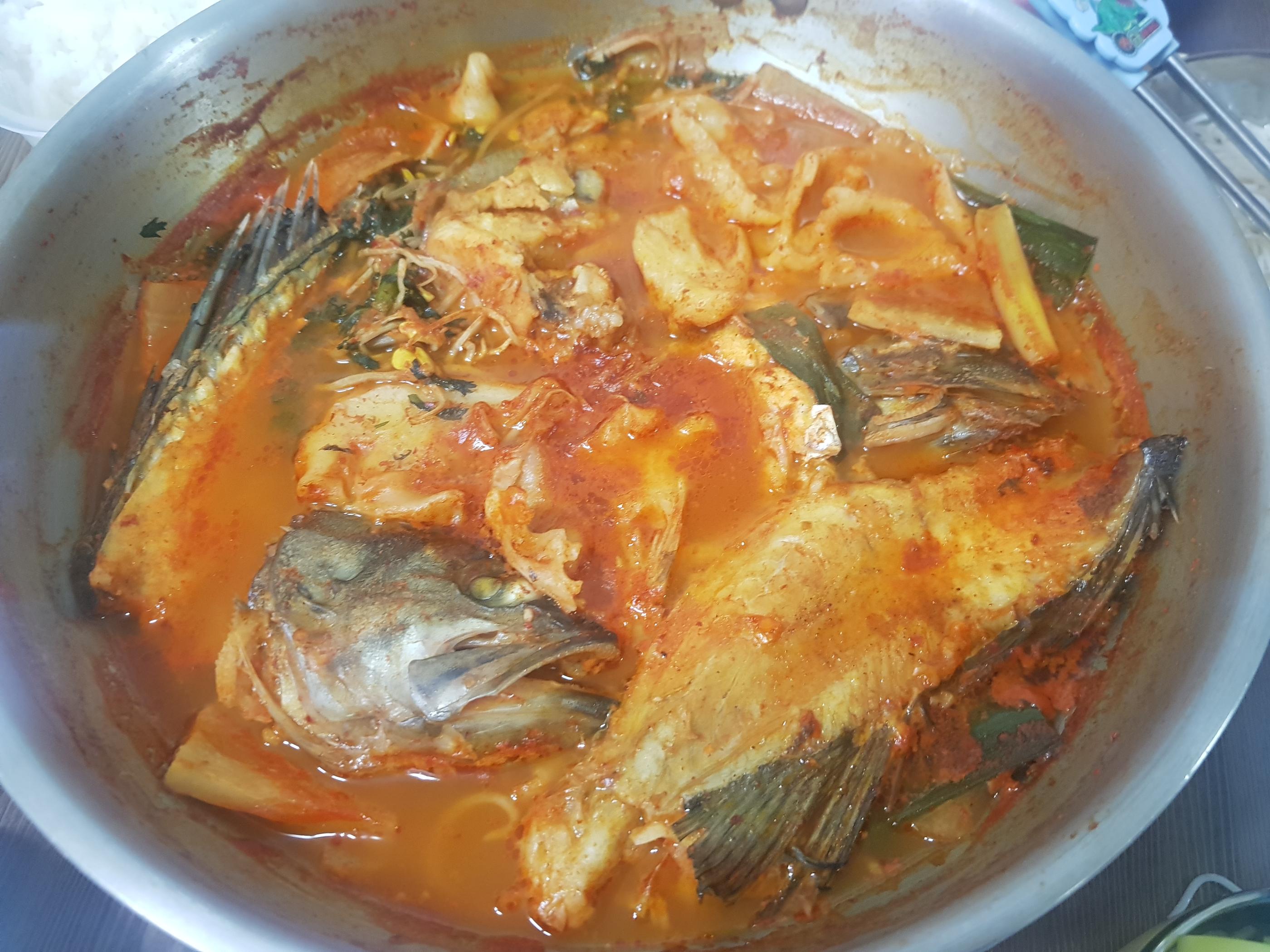 韓国の刺身、フェ、韓国の魚、韓国センソン、センソングイ、メウンタン