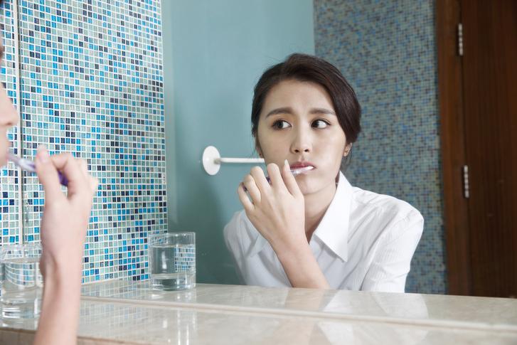 Không chỉ đi vệ sinh, người Hàn còn làm những điều kì lạ này trong nhà vệ sinh