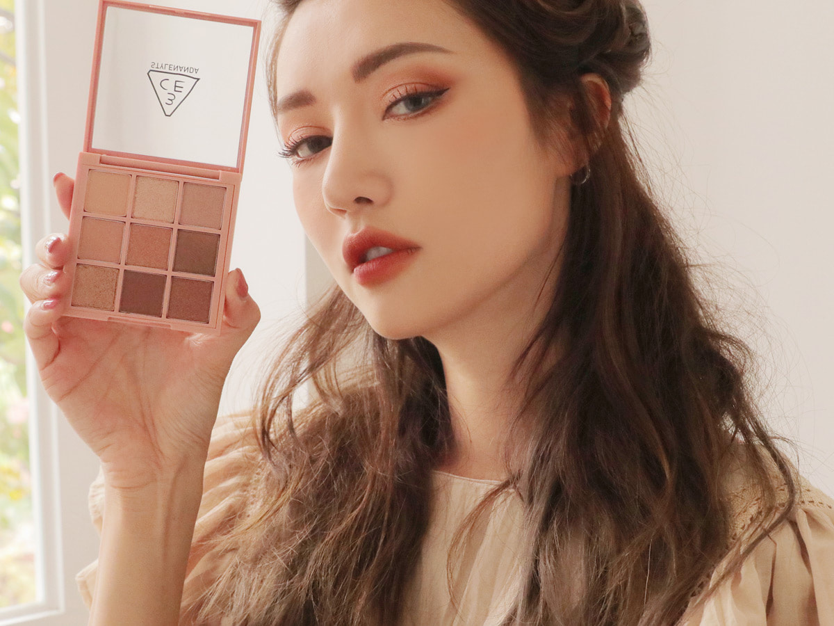 Top 5 Eye Shadows Loved By Koreans | What Are The Most Popular Eye Shadows And Palettes In Korea Right Now?