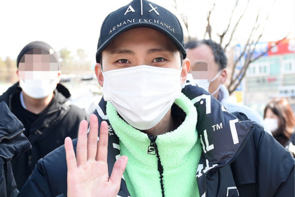 韓国、韓国アイドル、韓国俳優、韓国軍隊、韓国兵役