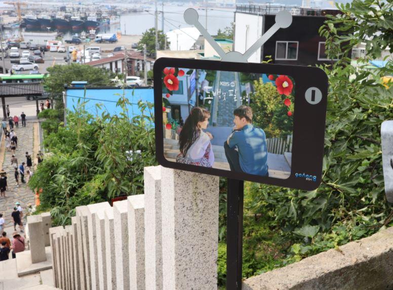 Түүхэн гудамжны зар сурталчилгааны тэмдэг, Гүрёнгпо, Похан.