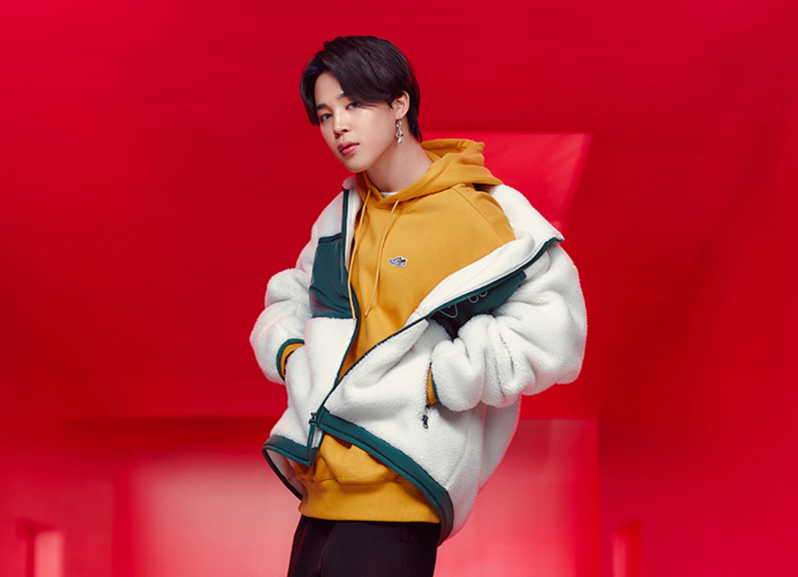 คอลเลคชั่นใหม่ต้อนรับฤดูใบไม้ร่วงจาก FILA x BTS [Go Beyond] อย่าช้า! รีบไปจับจองกัน