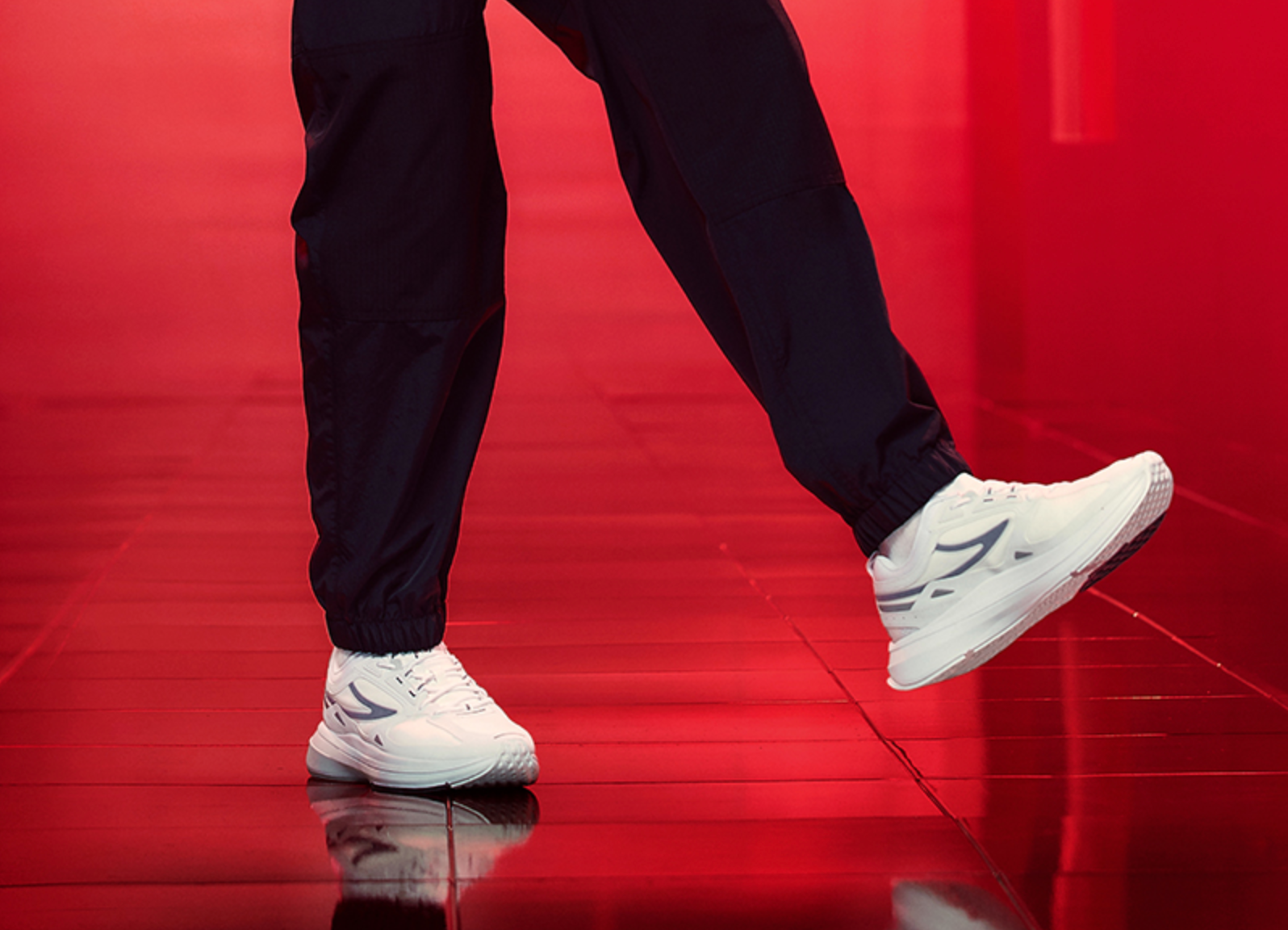 คอลเลคชั่นใหม่ต้อนรับฤดูใบไม้ร่วงจาก FILA x BTS [Go Beyond] อย่าช้า! รีบไปจับจองกัน