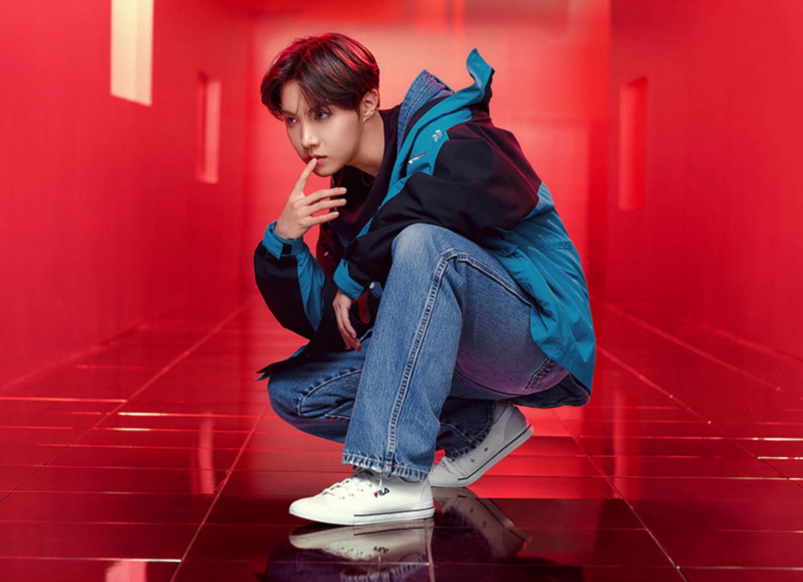 คอลเลคชั่นใหม่ต้อนรับฤดูใบไม้ร่วงจาก FILA x BTS [Go Beyond] อย่าช้า! รีบไปจับจองกัน