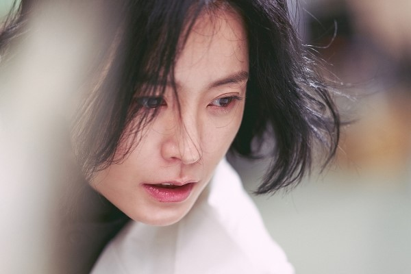 韓劇《非常校護檔案》場景，保健教師用超能力探索神秘事件的故事