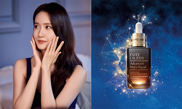 潤娥在雅詩蘭黛廣告中，與Advanced Night Repair青春再現修護露產品同框。