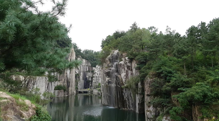 韓國抱川藝術谷，自然美景和壯觀的峽谷是拍攝人生照的最佳背景。