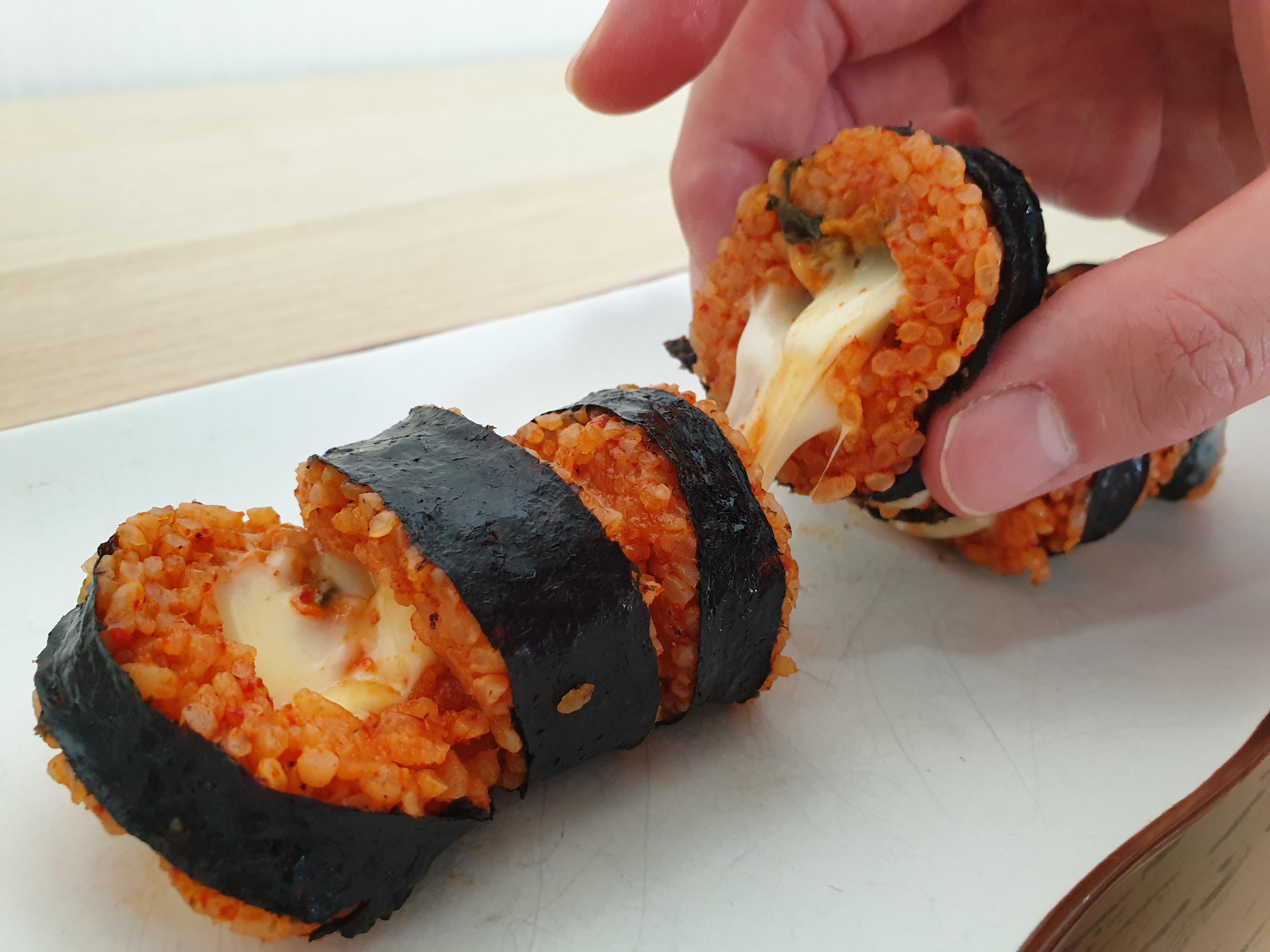 韓国、韓国旅行、韓国コンビニ、コンビニ、新商品、韓国コンビニ新商品、コンビニ新商品、新作、プルコギ、鶏皮、キンパ、キンパブ、チーズ、チーズキンパ、グミ、カンルン、カンヌン、江稜、コーヒー、カンルンコーヒー