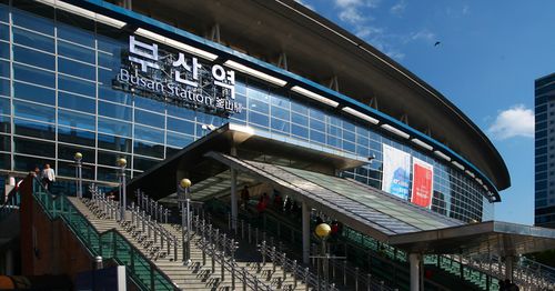 韓国旅行、韓国観光、釜山、プサン、韓国交通、KTX、釜山駅、金海軽電鉄、高速バス