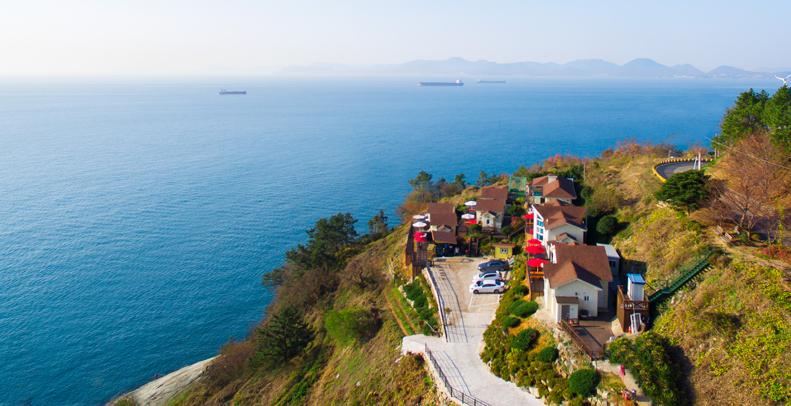 malerisches Viertel namhae in der Nähe von Namhae Maru & Ara Pension