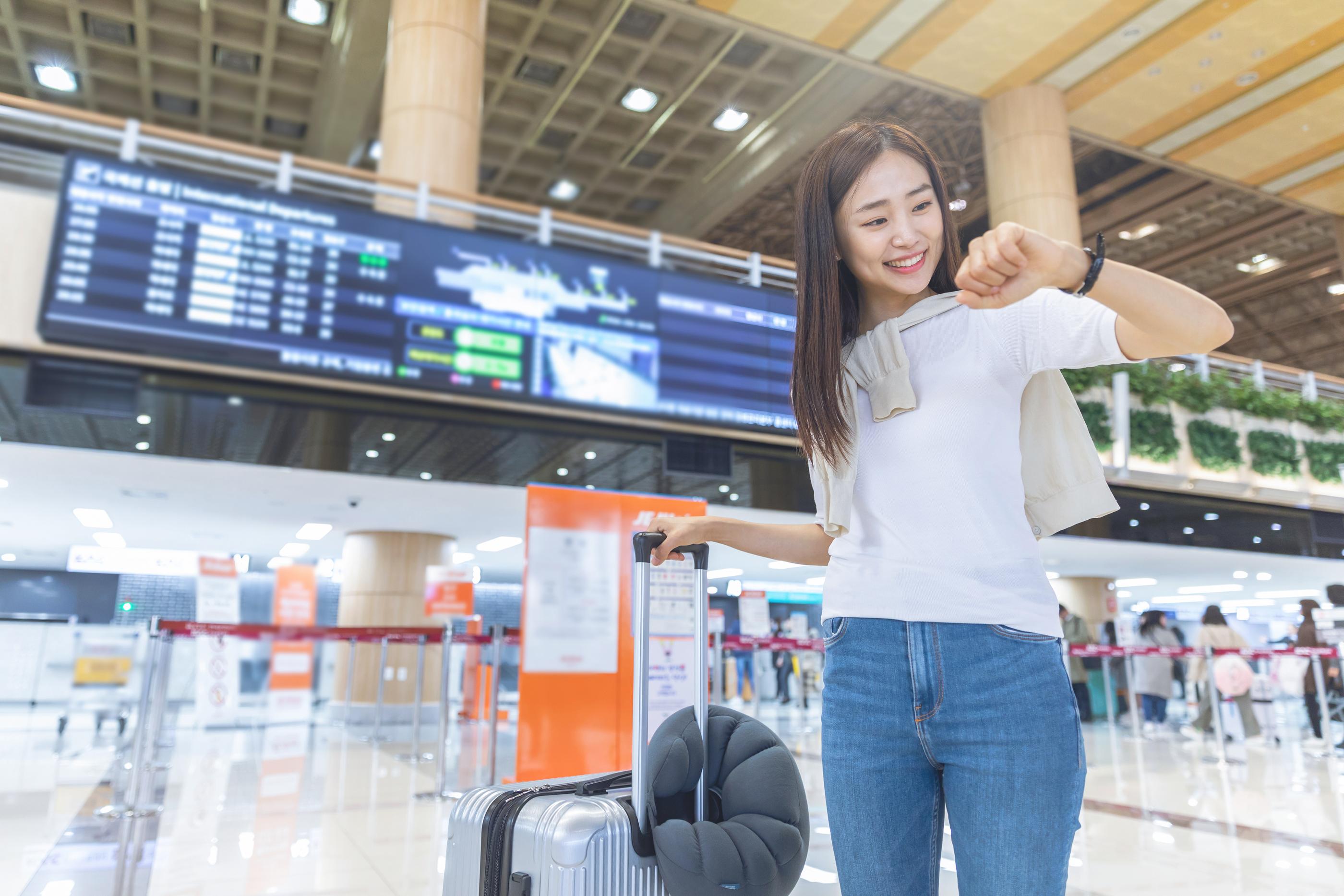 ภาพสิ่งอำนวยความสะดวกที่สำนักงานตรวจคนเข้าเมืองในสนามบินอินชอนสำหรับการขอ Re-entry