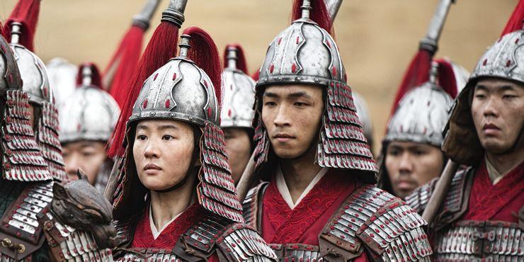 หลังจากทางดิสนีย์เกาหลีใต้ประกาศกำหนดเข้าฉายของภาพยนต์เรื่อง Mulan ได้ไม่นานก็เกิดเสียงเรียกร้องจากประชาชนให้บอยคอต เนื่องจากความขัดแย้งเกี่ยวกับการประท้วงในฮ่องกง