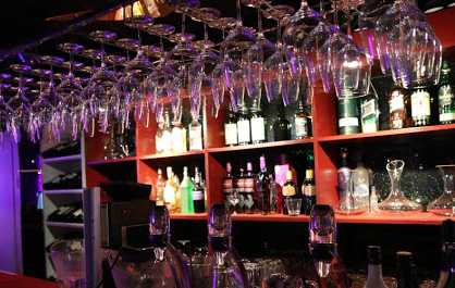 เจาะลึกชีวิตการเที่ยวกลางคืนของคนเกาหลี! ไปดื่มที่ไหน? บาร์สำหรับล่า(hunting bar) อยู่ไหนกัน? มีไนท์คลับสำหรับผู้สูงอายุด้วย?