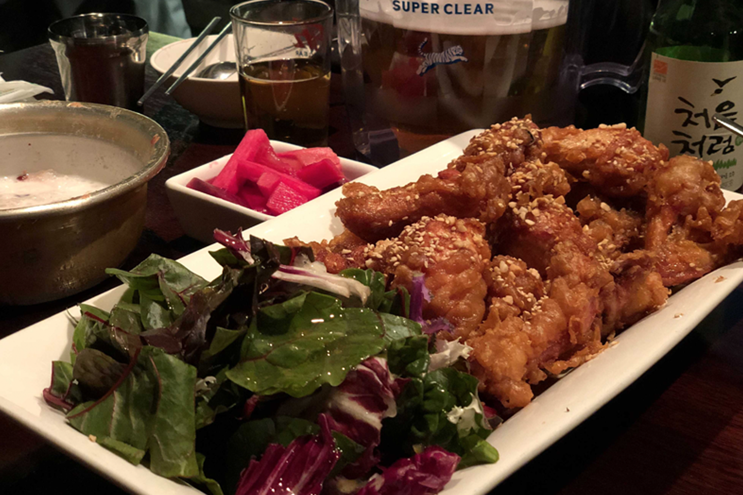 韓國Pocha供應的炸雞配啤酒