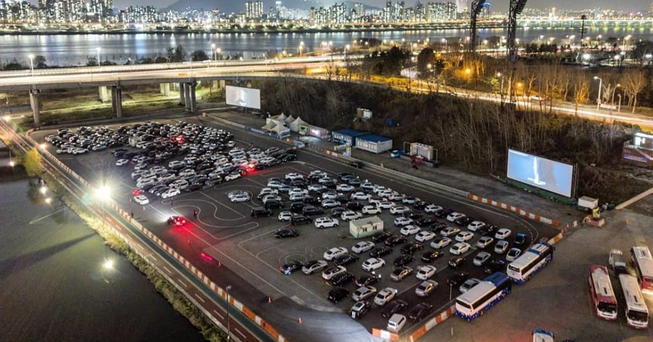 韓國汽車戲院