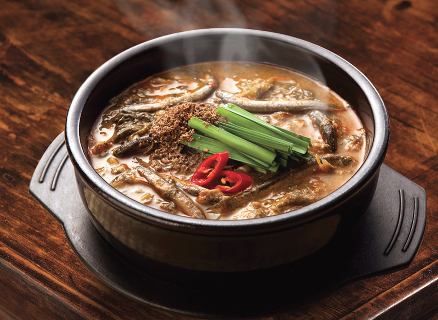 チュオタンのドジョウと野菜のピリ辛スープの画像