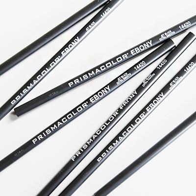 พบกับ 8 อันดับเครื่องสำอางที่ถูกแนะนำโดยช่างแต่งหน้าจาก 3 ค่ายเพลงยักษ์ใหญ่ในเกาหลีทั้ง YG, SM และ JYP