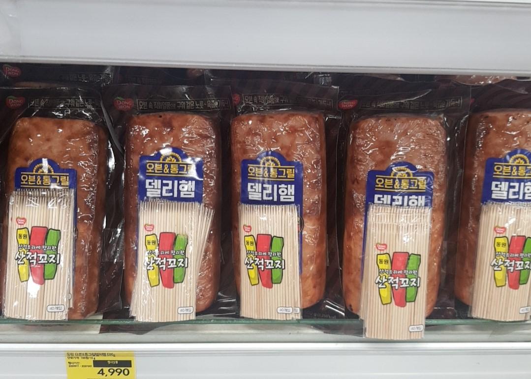 韓国で買い物、韓国のマート、韓国の大型スーパー、韓国のスーパー、ホームプラス、チュソク