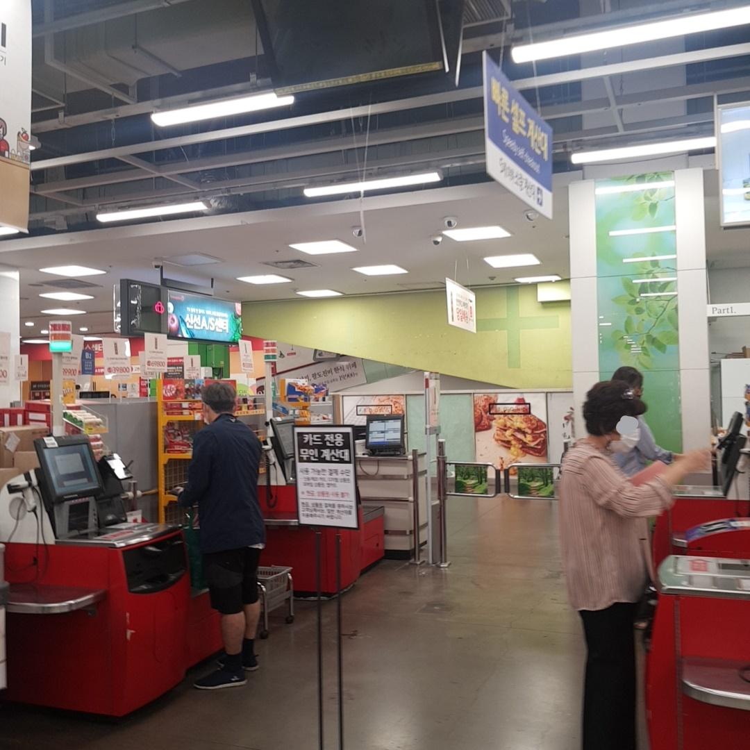 韓国で買い物、韓国のマート、韓国の大型スーパー、韓国のスーパー、ホームプラス