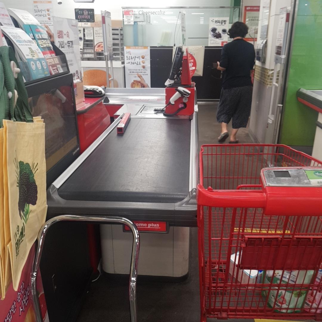 韓国で買い物、韓国のマート、韓国の大型スーパー、韓国のスーパー、ホームプラス
