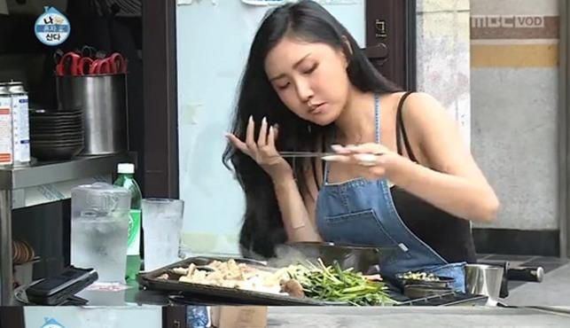 혼밥(ฮน-บับ) เทรนด์ใหม่สำหรับวัยรุ่นเกาหลีที่ชอบทำอะไรคนเดียว โดยเฉพาะการกินข้าว มาดูกันดีกว่าว่าทุกคนมีเลเวล 혼밥(ฮน-บับ) ที่เท่าไหร่?