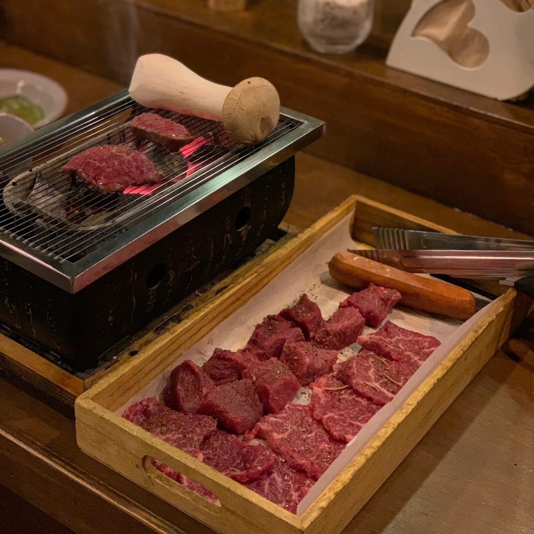 解放村 美味しいお店|ホンゴ、韓国焼肉、韓国ホンパブ、一人飯、美味しいお店、人気のお店、韓国グルメ、韓国料理、韓国旅行、梨泰院、解放村、ヘバンチョン、解放村焼肉