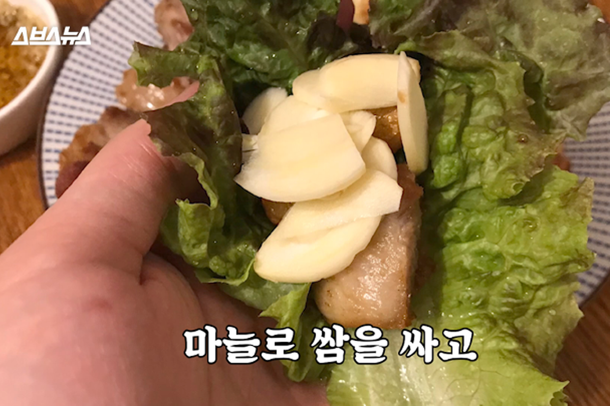 韓國生菜包肉，用大蒜增加料理的美味層次