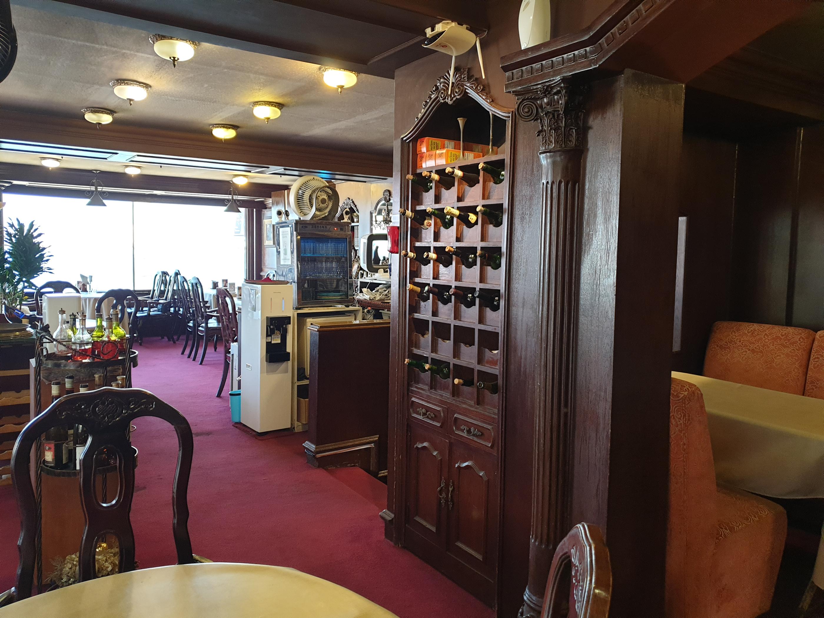 韓国、韓国レストラン、洋食、韓国洋食、サイコだけど大丈夫、キムスヒョン、ソイェジ、月尾島、ウォルミテーマパーク、ウォルミド、韓国カフェ、カフェ、撮影地、ロケ地、韓国遊園地、チャイナタウン、壁画村、韓国ドラマ、イェジョン、藝殿、海の見えるカフェ、仁川大橋