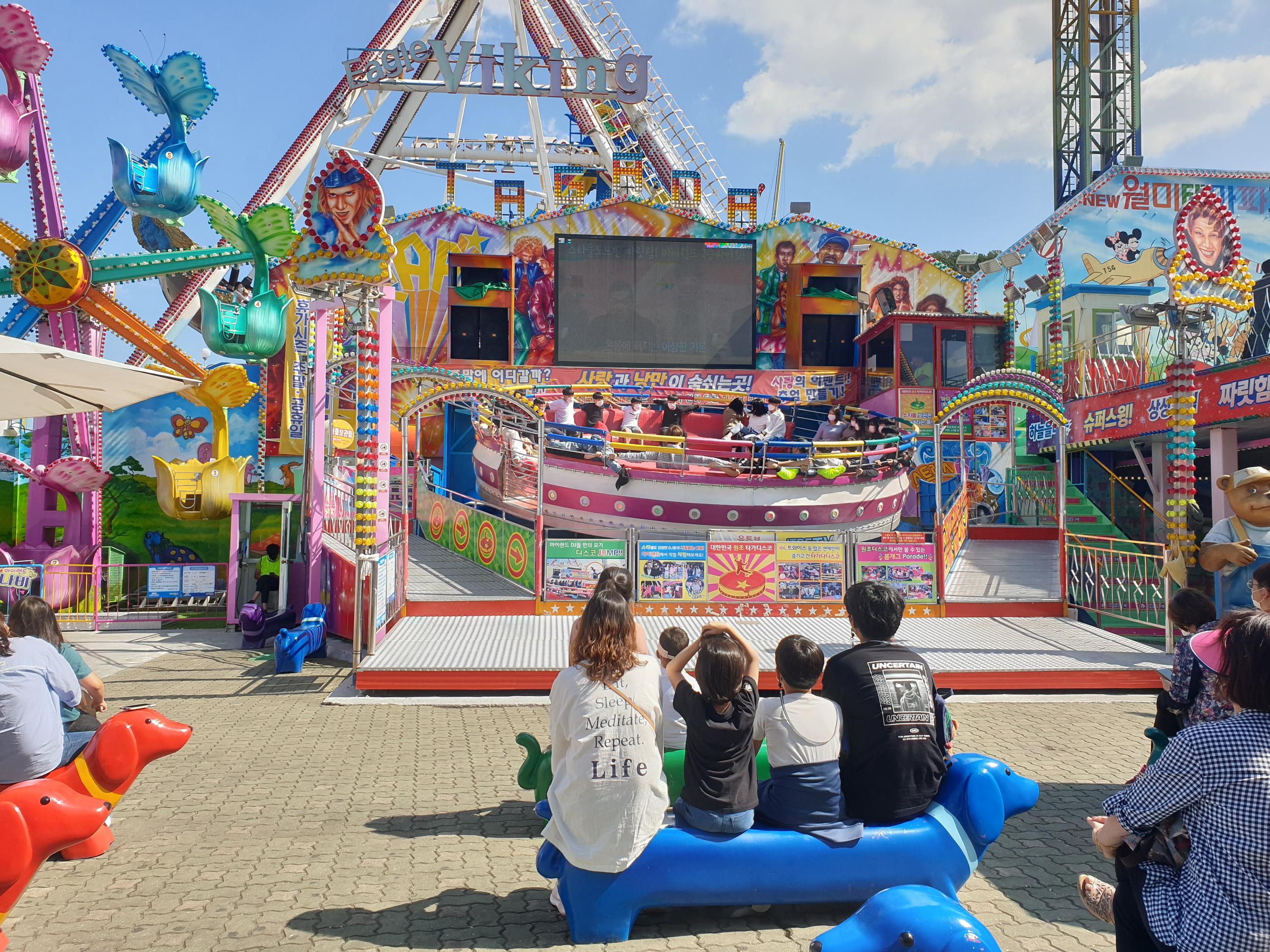 韓国、韓国レストラン、洋食、韓国洋食、サイコだけど大丈夫、キムスヒョン、ソイェジ、月尾島、ウォルミテーマパーク、ウォルミド、韓国カフェ、カフェ、撮影地、ロケ地、韓国遊園地、チャイナタウン、壁画村、韓国ドラマ、イェジョン、藝殿、海の見えるカフェ、仁川大橋、ディスコパンパン