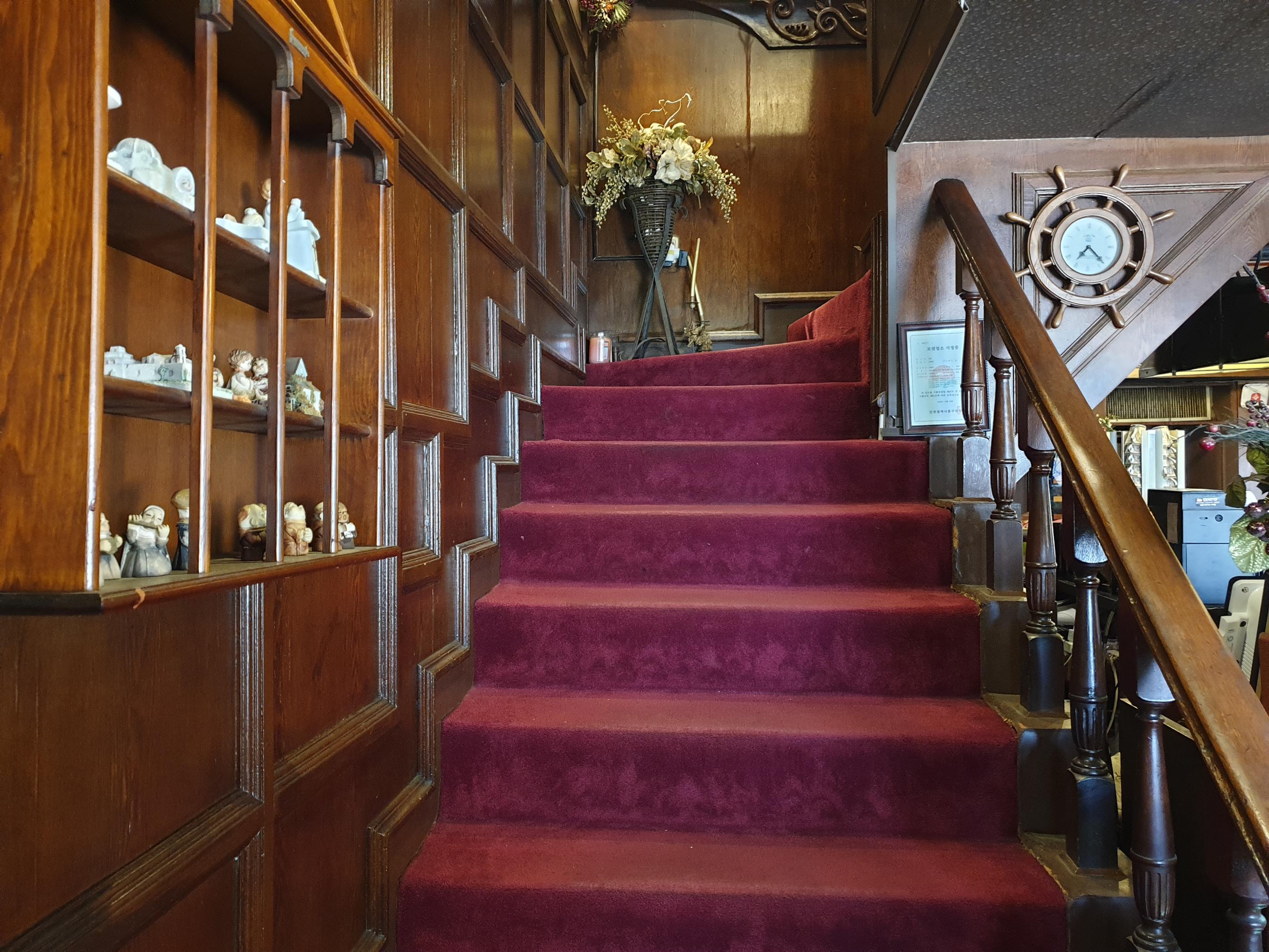 韓国、韓国レストラン、洋食、韓国洋食、サイコだけど大丈夫、キムスヒョン、ソイェジ、月尾島、ウォルミテーマパーク、ウォルミド、韓国カフェ、カフェ、撮影地、ロケ地、韓国遊園地、チャイナタウン、壁画村、韓国ドラマ、イェジョン、藝殿、海の見えるカフェ、仁川大橋